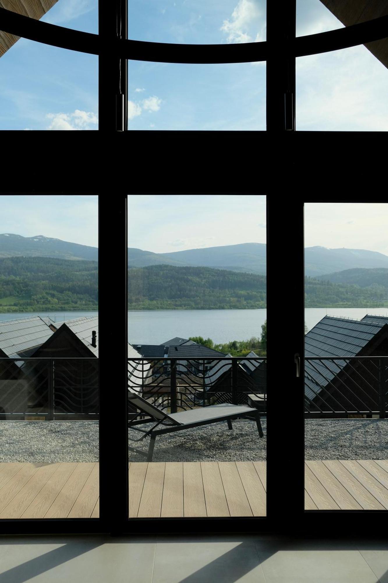 Wille W Lake Hill Karkonosze Resort & Spa Соснувка Экстерьер фото